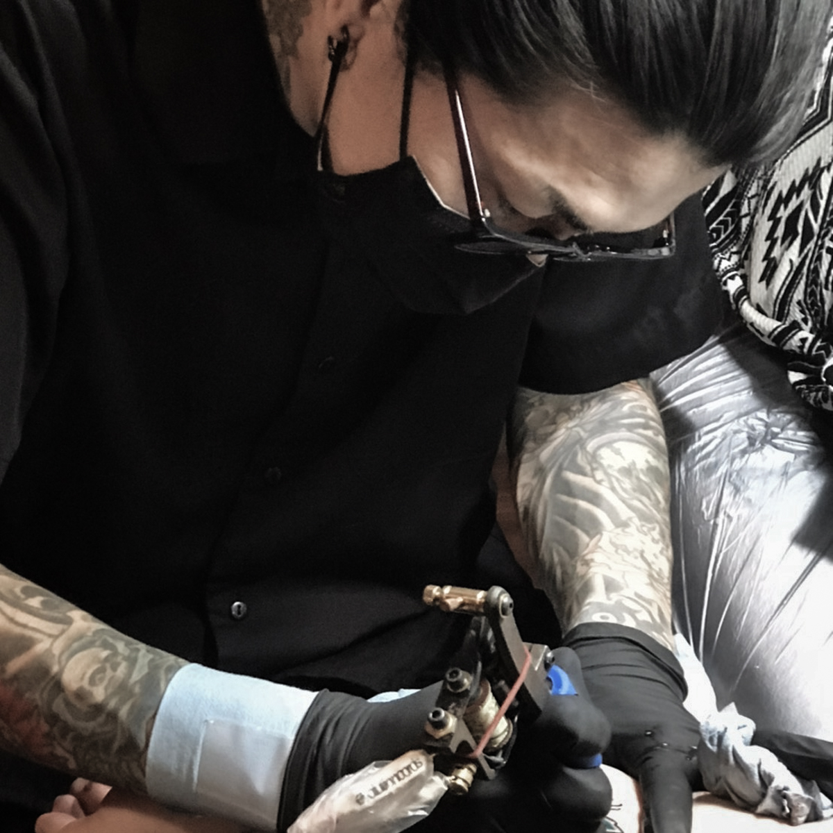 アーティスト Good Times Ink 大阪 アメ村のタトゥースタジオ 刺青 Tattoo Shop